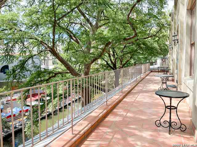 Apartment For Rent - 245 Losoya<br/> San Antonio, TX 78205