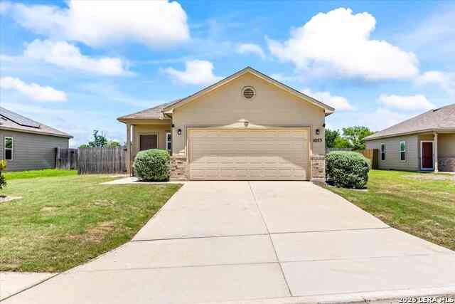 Homes For Rent - 1053 Fisher Way<br/> New Braunfels, TX 78130