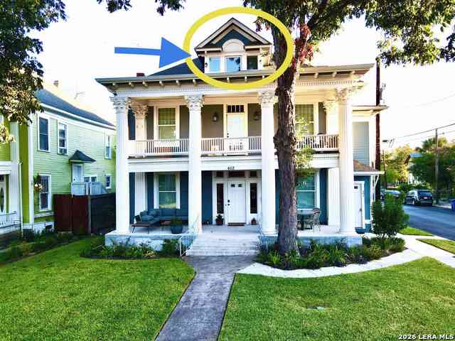 Apartment For Rent - 402 E Locust St #301<br/> San Antonio, TX 78212