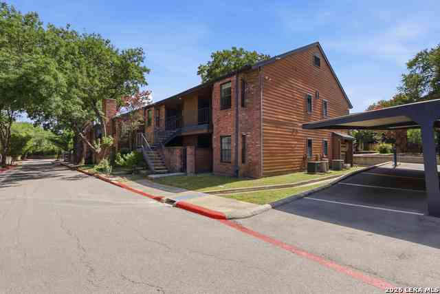 Condo For Rent - 4803 Hamilton Wolfe Rd #924<br/> San Antonio, TX 78229