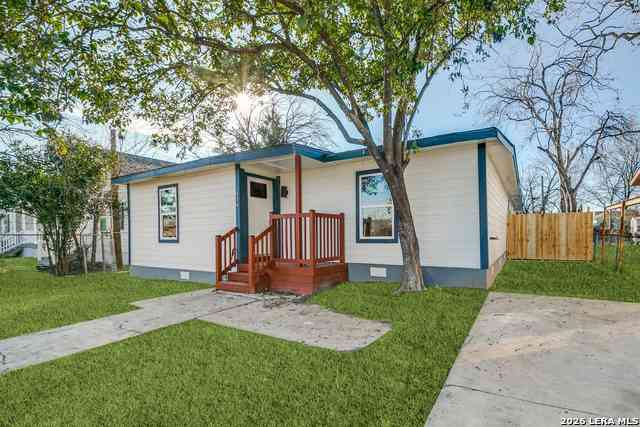 Homes For Rent - 1414 Burleson<br/> San Antonio, TX 78202