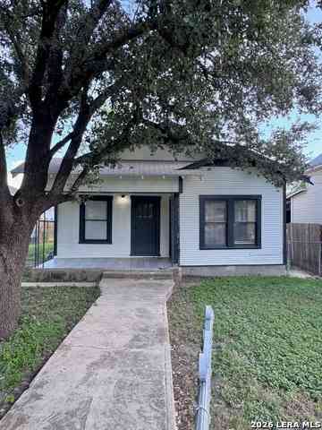 Homes For Rent - 830 Texas Ave<br/> San Antonio, TX 78201