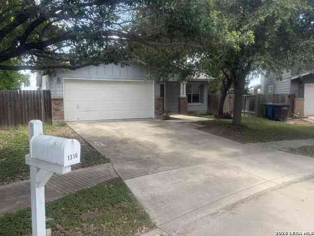 Homes For Rent - 1310 Sunbend Falls<br/> San Antonio, TX 78224