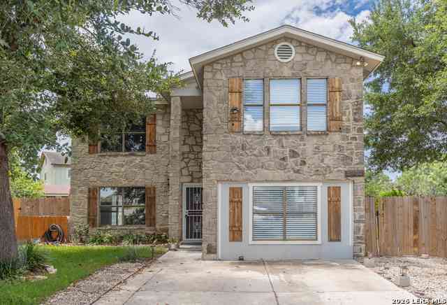 Homes For Rent - 5702 Sunrise Laurel<br/> San Antonio, TX 78244