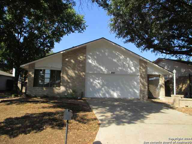 Homes For Rent - 4267 Putting Grn<br/> San Antonio, TX 78217