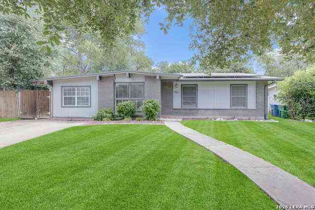 Homes For Rent - 207 Middlebury Dr<br/> San Antonio, TX 78217