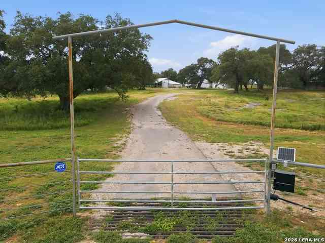 Homes For Rent - 8811 Fm 471<br/> San Antonio, TX 78253