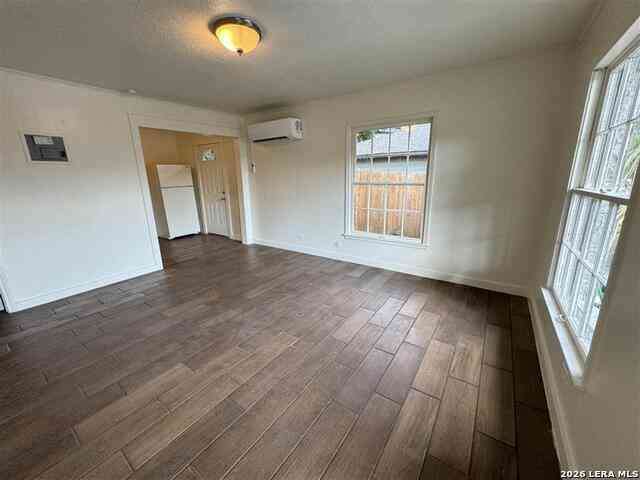 Apartment For Rent - 520 Gentleman Rd #13<br/> San Antonio, TX 78201