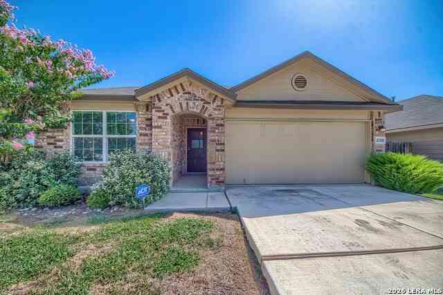 Homes For Rent - 13210 Cadenza Crk<br/> San Antonio, TX 78252