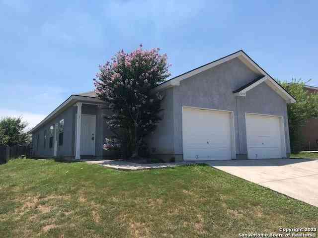 Multifamily For Rent - 7222 Golf Way #2<br/> San Antonio, TX 78244