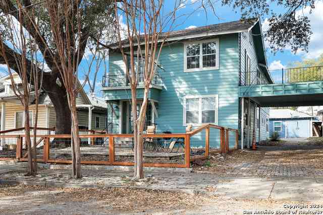 Multifamily For Rent - 527 Fulton Ave #1<br/> Bexar County, San Antonio, TX 78212