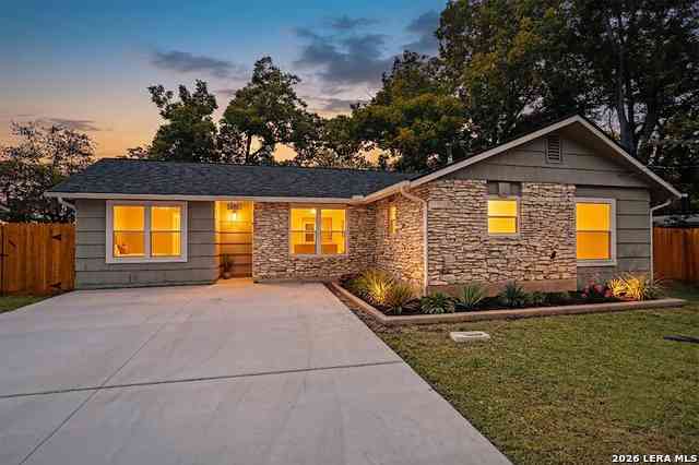 Homes For Rent - 442 Rothe Loop<br/> New Braunfels, TX 78130