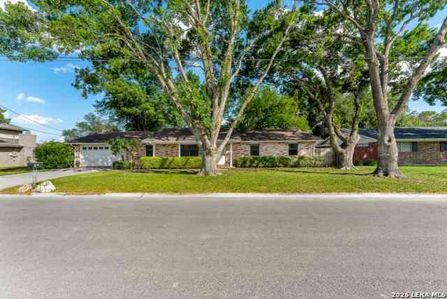 Homes For Rent - 1376 Poppy Ln<br/> New Braunfels, TX 78130