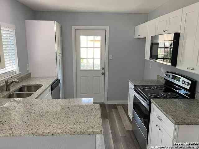Homes For Rent - 5135 Tom Stafford Dr<br/> Kirby, TX 78219