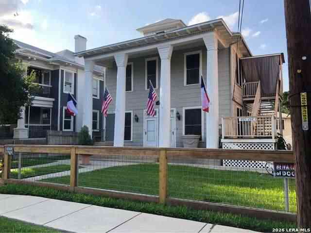 Apartment For Rent - 205 E Courtland #209 E COURTLAND 102<br/> San Antonio, TX 78212