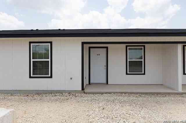 Multifamily For Rent - 1010 County Road 4516 #1010<br/> Castroville, TX 78009