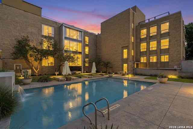 Condo For Rent - 1115 S Alamo St #2405<br/> San Antonio, TX 78210