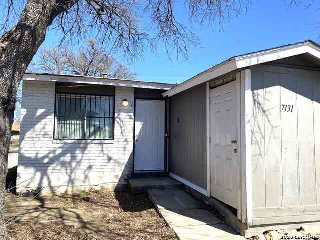 Multifamily For Rent - 7131 Glen Ter #4<br/> San Antonio, TX 78239