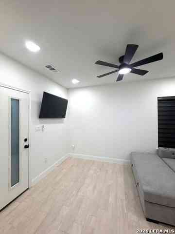 Apartment For Rent - 30 Grass Valley Rd #3<br/> Maverick County, Eagle Pass, TX 78852