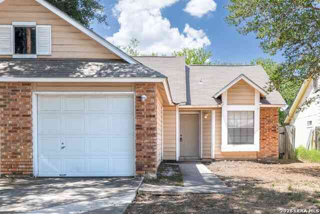 Multifamily For Rent - 9213 Shadow Crest Dr #9213<br/> Converse, TX 78109
