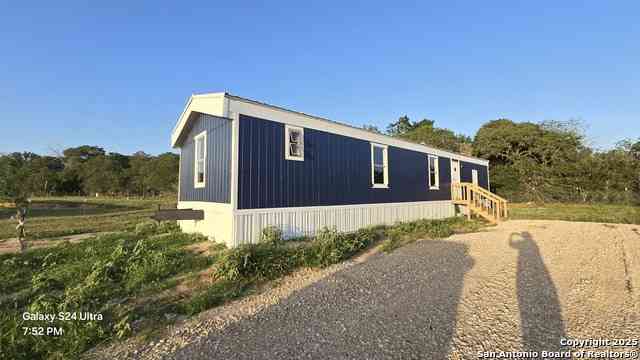 Mobile Home For Rent - 120 Rolling Hills Dr #C<br/> Wilson County, La Vernia, TX 78121