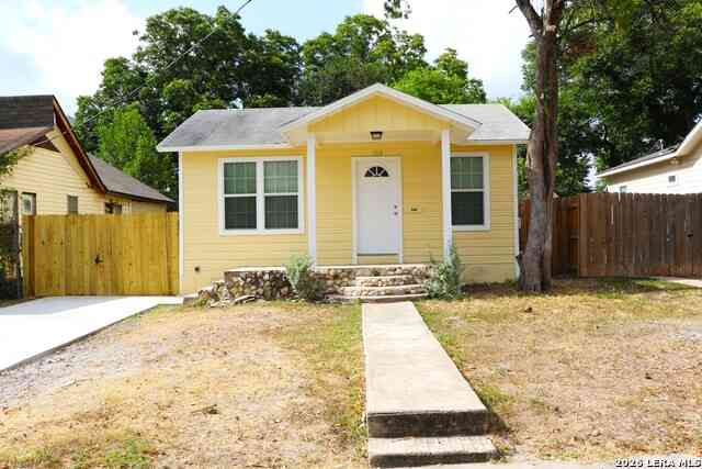 Homes For Rent - 114 Pruitt Ave<br/> San Antonio, TX 78204