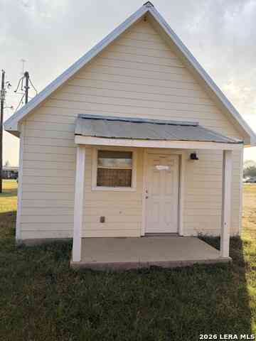 Apartment For Rent - 403 (CABIN 107) Free Timber St<br/> Wilson County, Stockdale, TX 78160