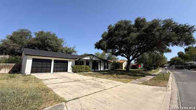 Homes For Rent - 5719 Creekwood<br/> San Antonio, TX 78233