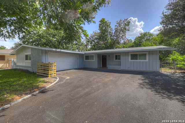 Homes For Rent - 146 Cardinal Dr<br/> New Braunfels, TX 78130