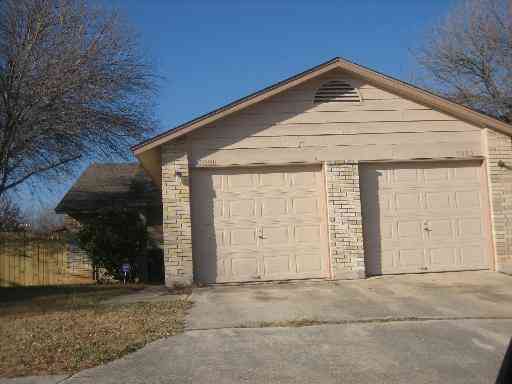Multifamily For Rent - 5000 Sommerdale<br/> San Antonio, TX 78217