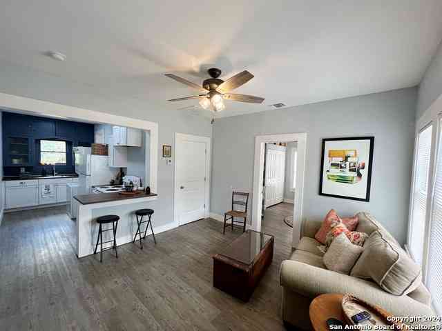 Multifamily For Rent - 715 W Hollywood Ave #2<br/> San Antonio, TX 78212