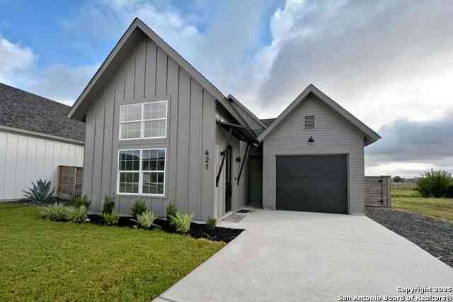 Homes For Rent - 421 Constance Dr<br/> New Braunfels, TX 78130