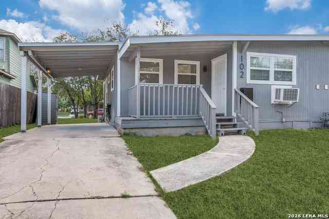 Multifamily For Rent - 102 Mace St<br/> San Antonio, TX 78213