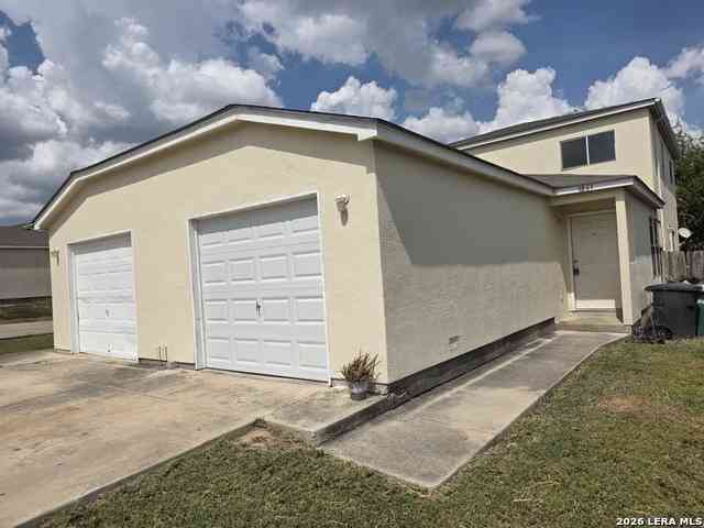 Multifamily For Rent - 3861 Maverick Crk<br/> San Antonio, TX 78247