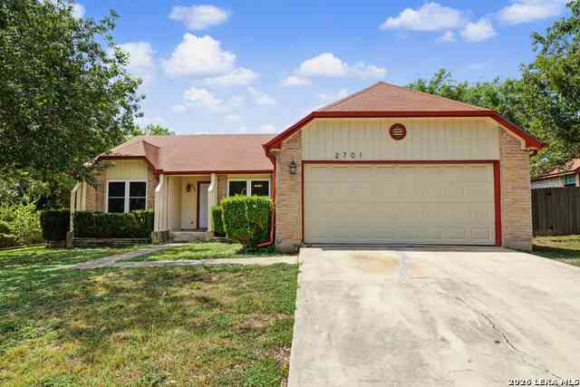 Homes For Rent - 2701 Hillview Ln<br/> Schertz, TX 78154