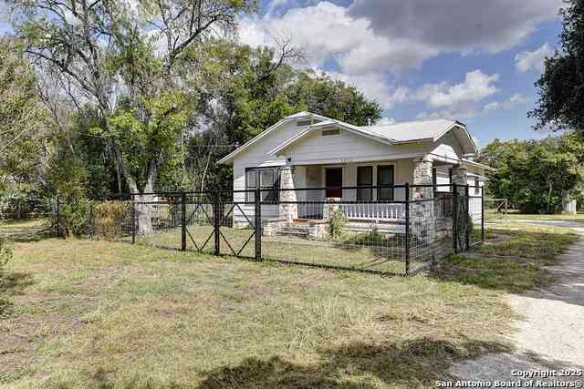 Homes For Rent - 1292 N Business 35<br/> New Braunfels, TX 78130
