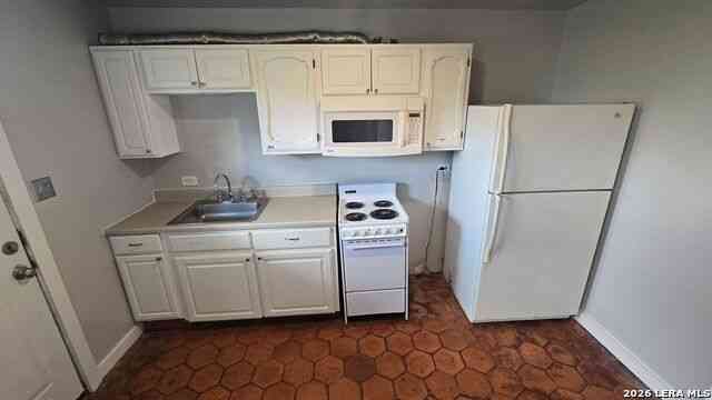 Apartment For Rent - 2614 Monterey St #3<br/> Bexar County, San Antonio, TX 78207