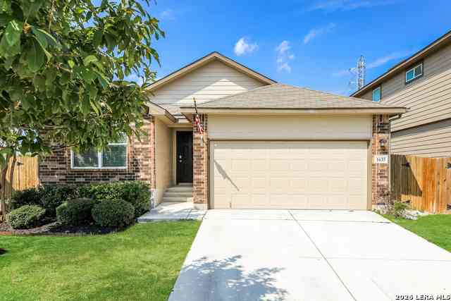 Homes For Rent - 1635 Tree Run<br/> San Antonio, TX 78245