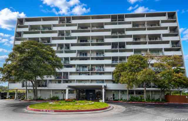 Condo For Rent - 7039 San Pedro Ave #1106<br/> San Antonio, TX 78216