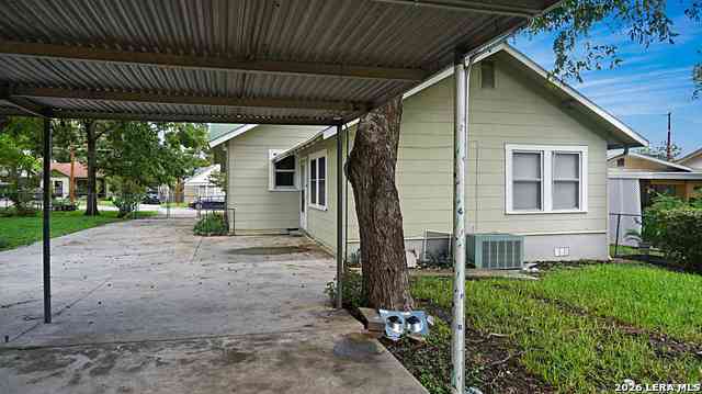 Apartment For Rent - 1506 Waverly Ave Studio #2<br/> San Antonio, TX 78201