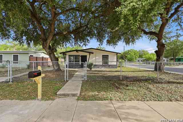 Homes For Rent - 103 Westridge Dr<br/> San Antonio, TX 78237
