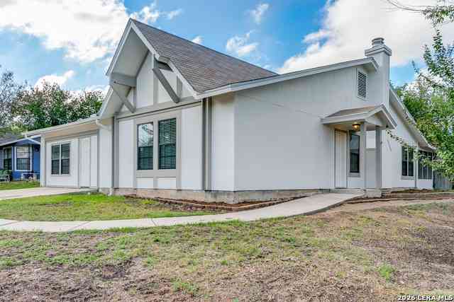 Homes For Rent - 5702 Coldsprings Dr<br/> San Antonio, TX 78244