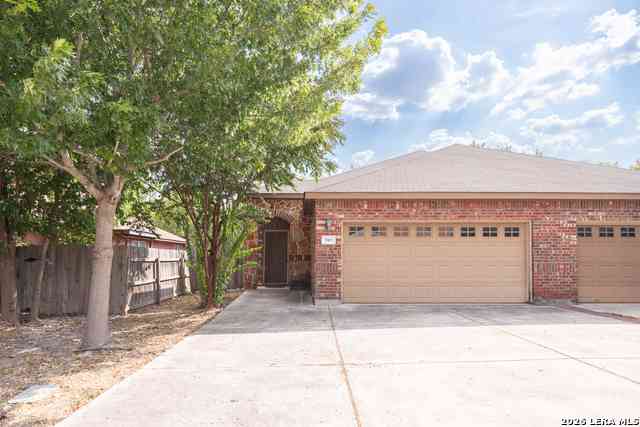 Multifamily For Rent - 949 Brown Rock Dr<br/> New Braunfels, TX 78130