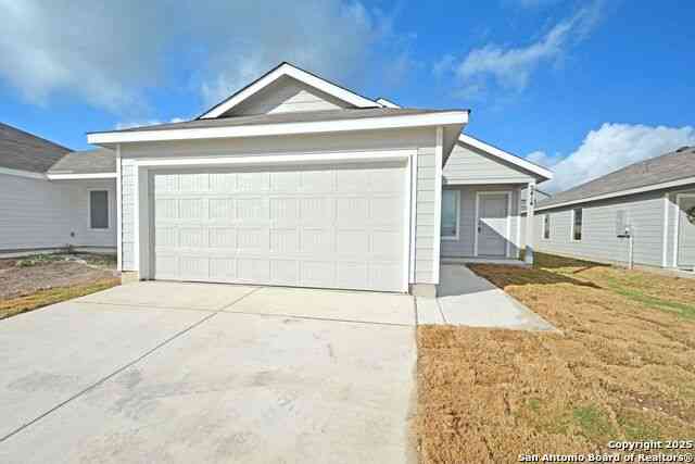 Homes For Rent - 2414 Legends Crk<br/> New Braunfels, TX 78130