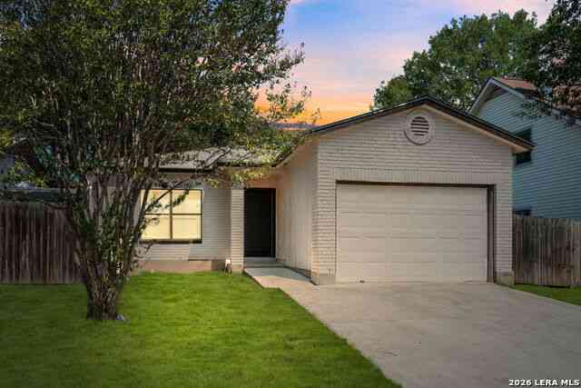 Homes For Rent - 816 Meadow Stone<br/> Converse, TX 78109