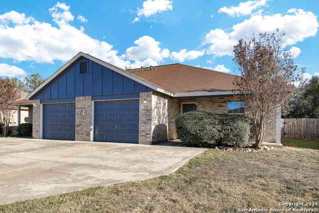 Multifamily For Rent - 1076 Misty Acres Dr<br/> Comal County, New Braunfels, TX 78130