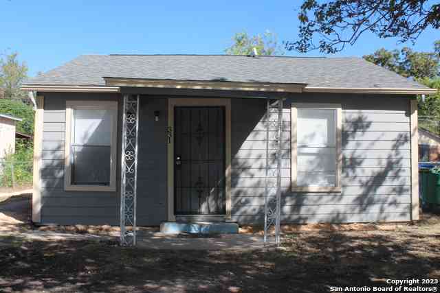 Homes For Rent - 331 Gardina St<br/> San Antonio, TX 78201