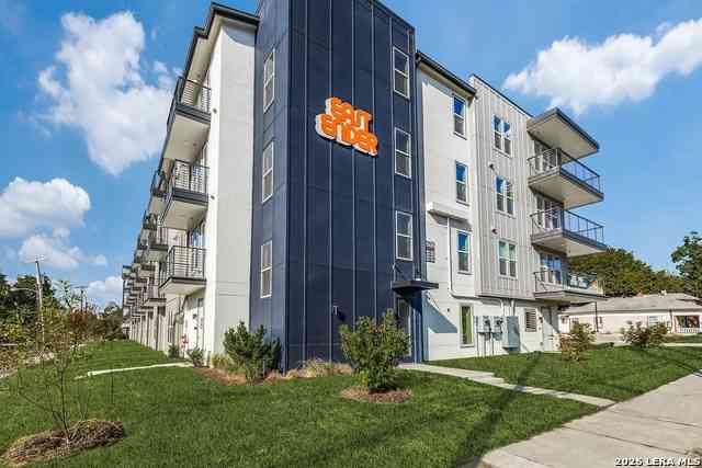 Apartment For Rent - 1506 N Prairie Ave #209<br/> Dallas, TX 75204
