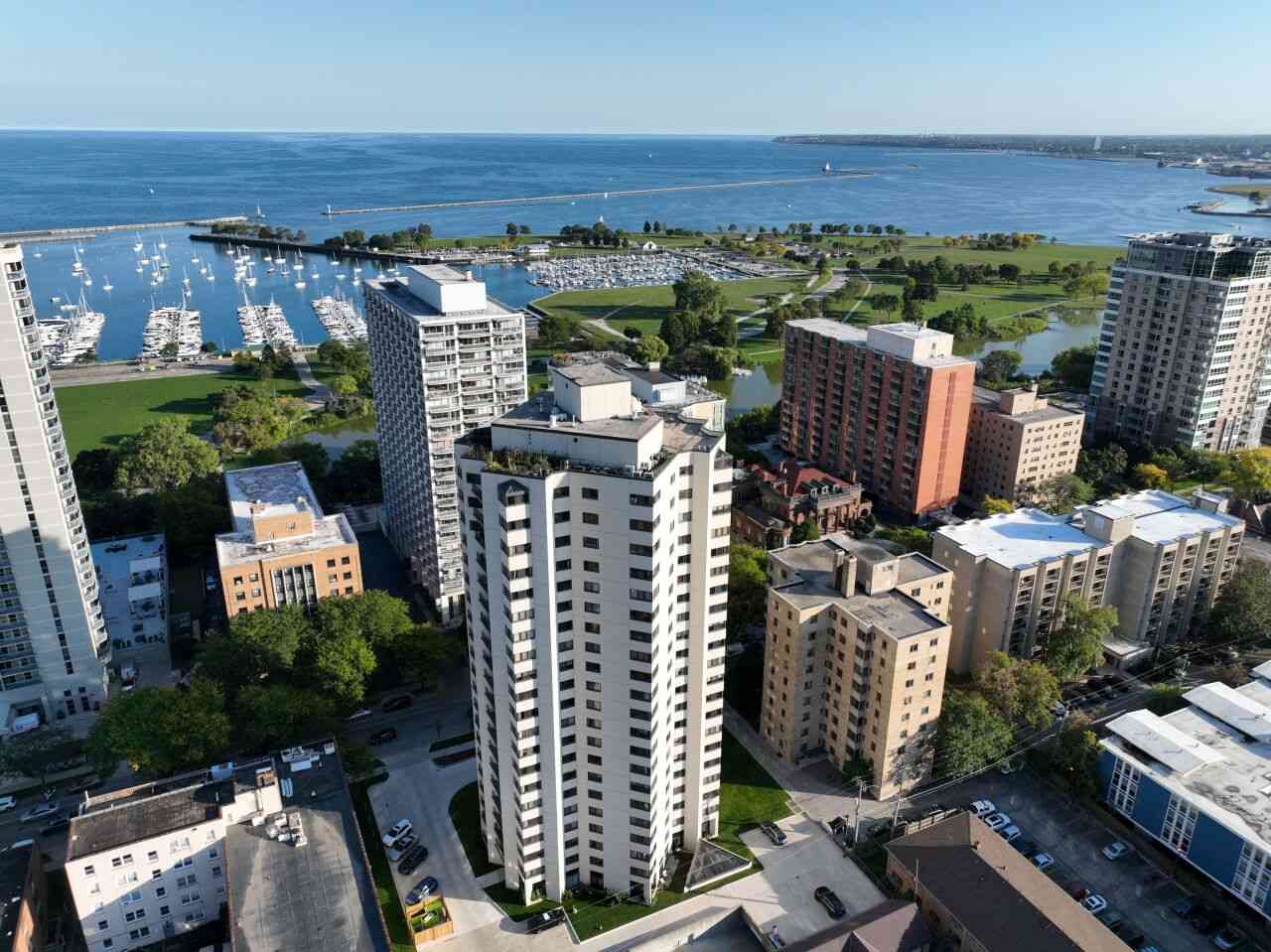 Condo For Sale - 1633 N Prospect #10C<br/> Milwaukee, WI 53202