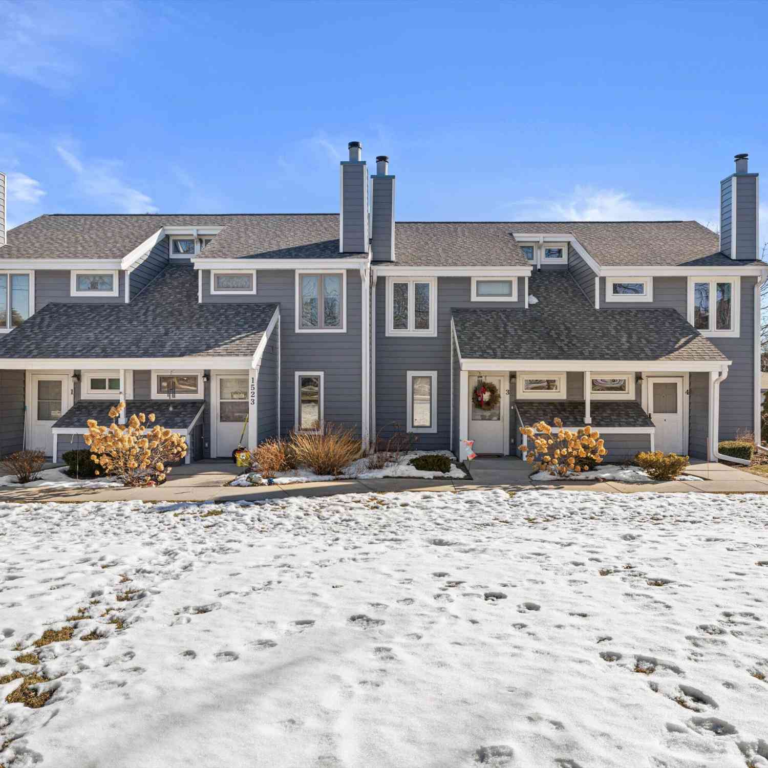 Condo For Sale - 1523 Grandview #4<br/> Racine County, Dover, WI 53139